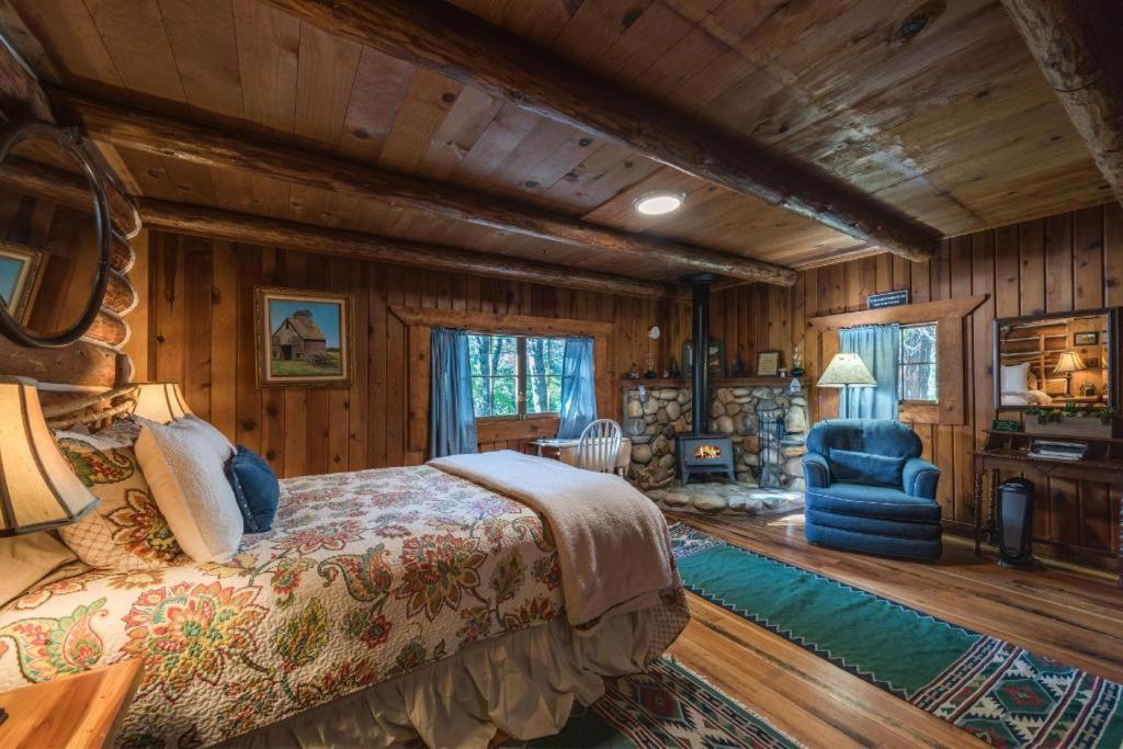 The Davies Family Inn - Adults Only Placerville Exteriör bild