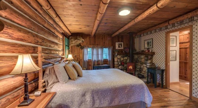 The Davies Family Inn - Adults Only Placerville Exteriör bild